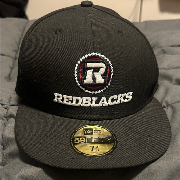 New Era Black Redblacks 59FIFTY Cap - Picture 1 of 6